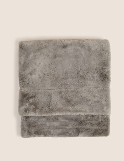 Supersoft Faux Fur Throw
