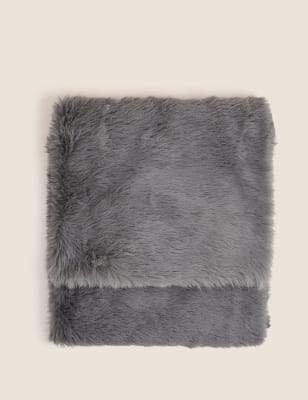 

M&S Collection Faux Fur Long Pile Throw - Light Grey, Light Grey