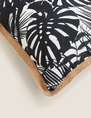 Set of 2 Leaf Print Outdoor Cushions