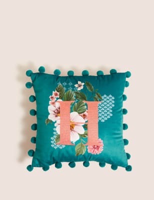 

M&S Collection Cojín bordado pequeño de terciopelo con diseño de abecedario - Multi, Multi