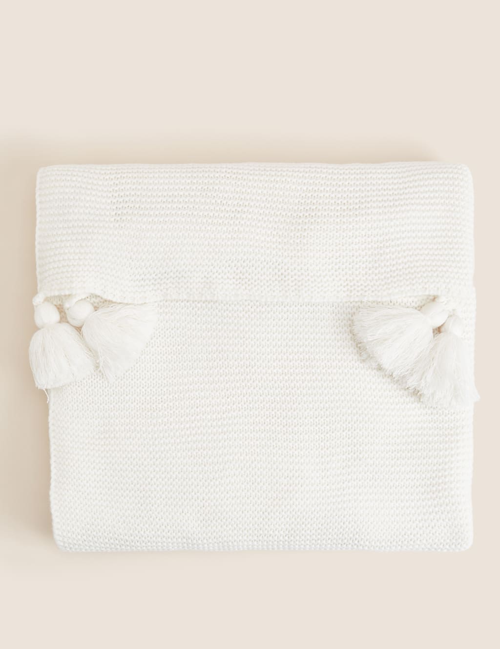 Knitted Tassel Throw image 1