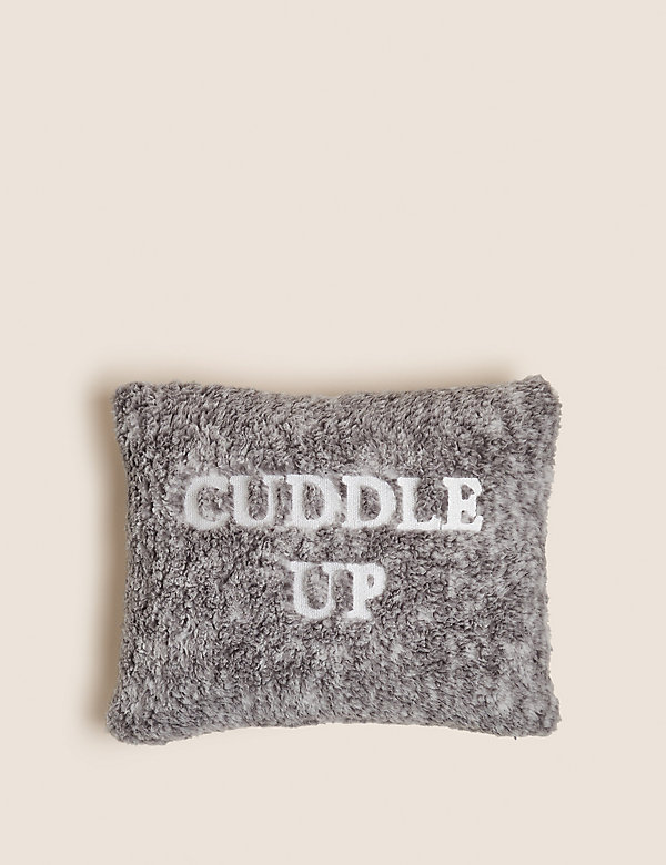 وسادة أسطوانية صغيرة بتطريز Cuddle Up - BH