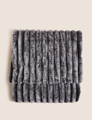 

M&S Collection Überwurf aus Kunstfell mit Rippenmuster - Charcoal, Charcoal