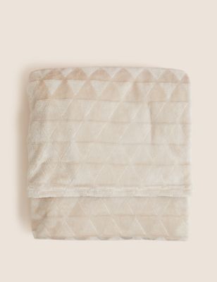 

M&S Collection Fleece Geometric Patterned Throw - Neutral, Neutral