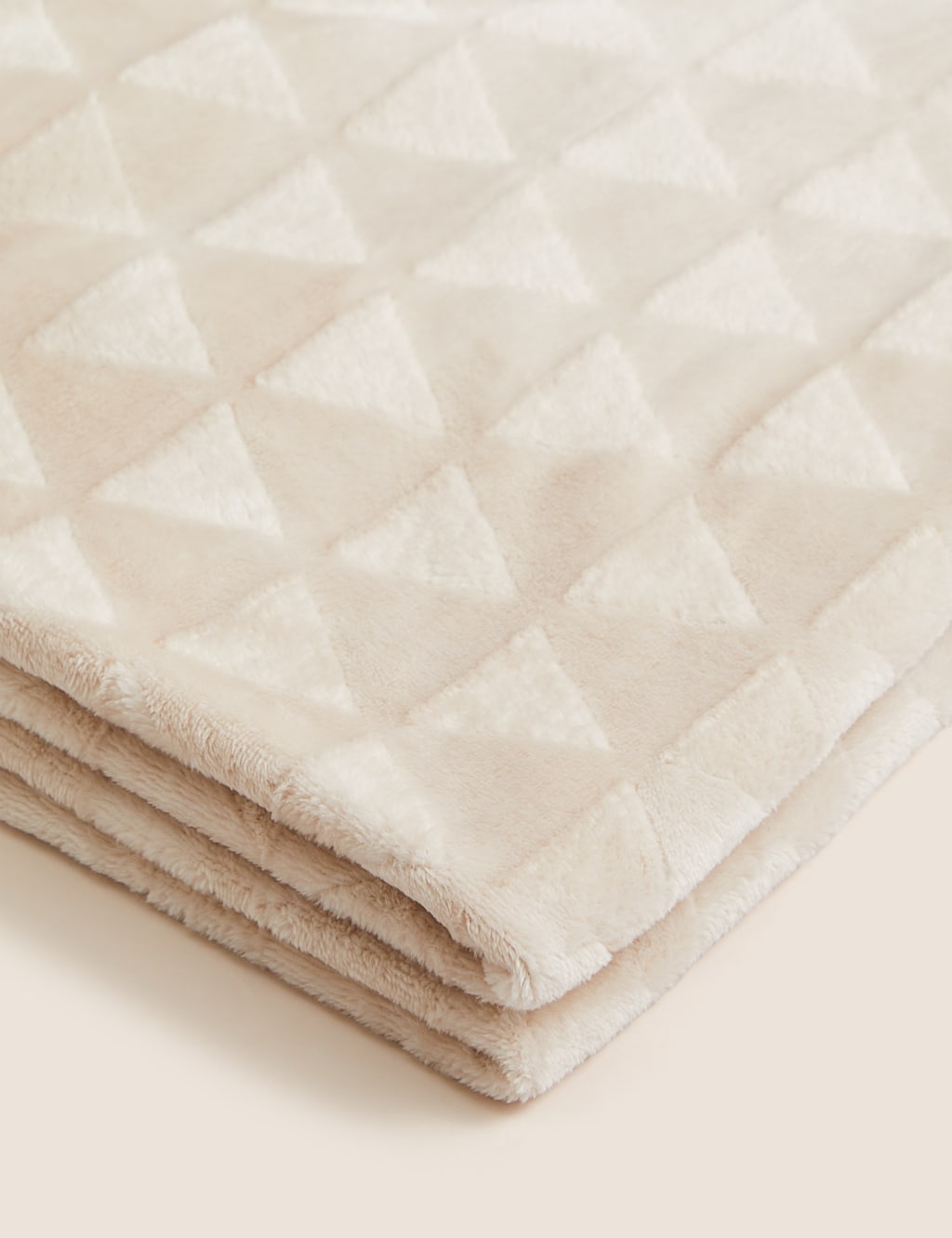 Fleece Geometric Patterned Throw image 3