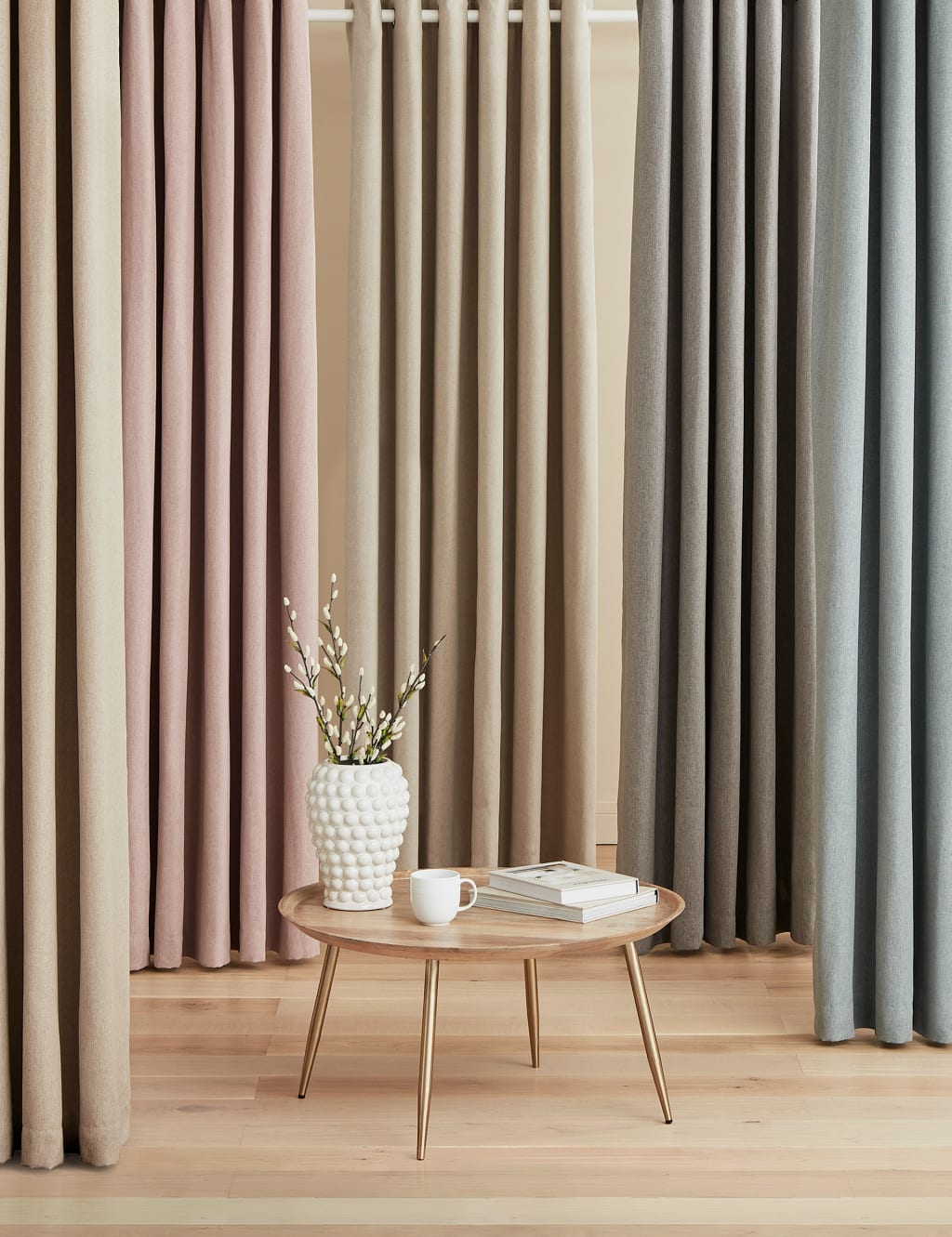 Brushed Eyelet Blackout Thermal Curtains image 4