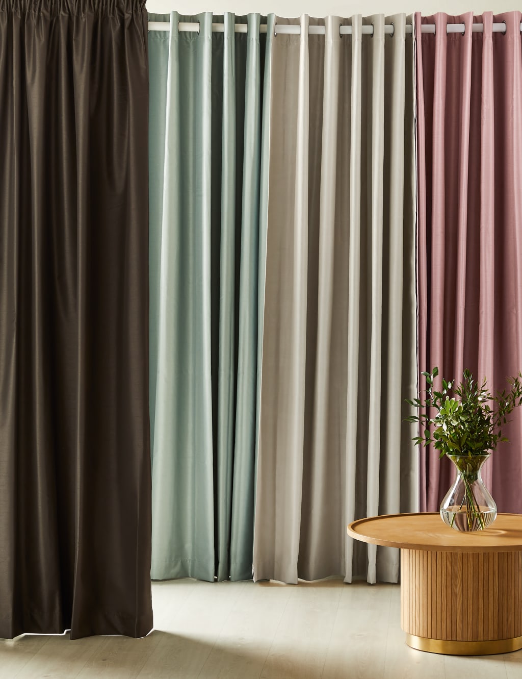 Faux Silk Pencil Pleat Blackout Curtains image 3