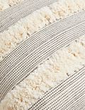 Cojín de rayas tejido 100% algodón con borlas