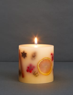 Mandarin, Clove & Cinnamon Botanical Candle M&S GR