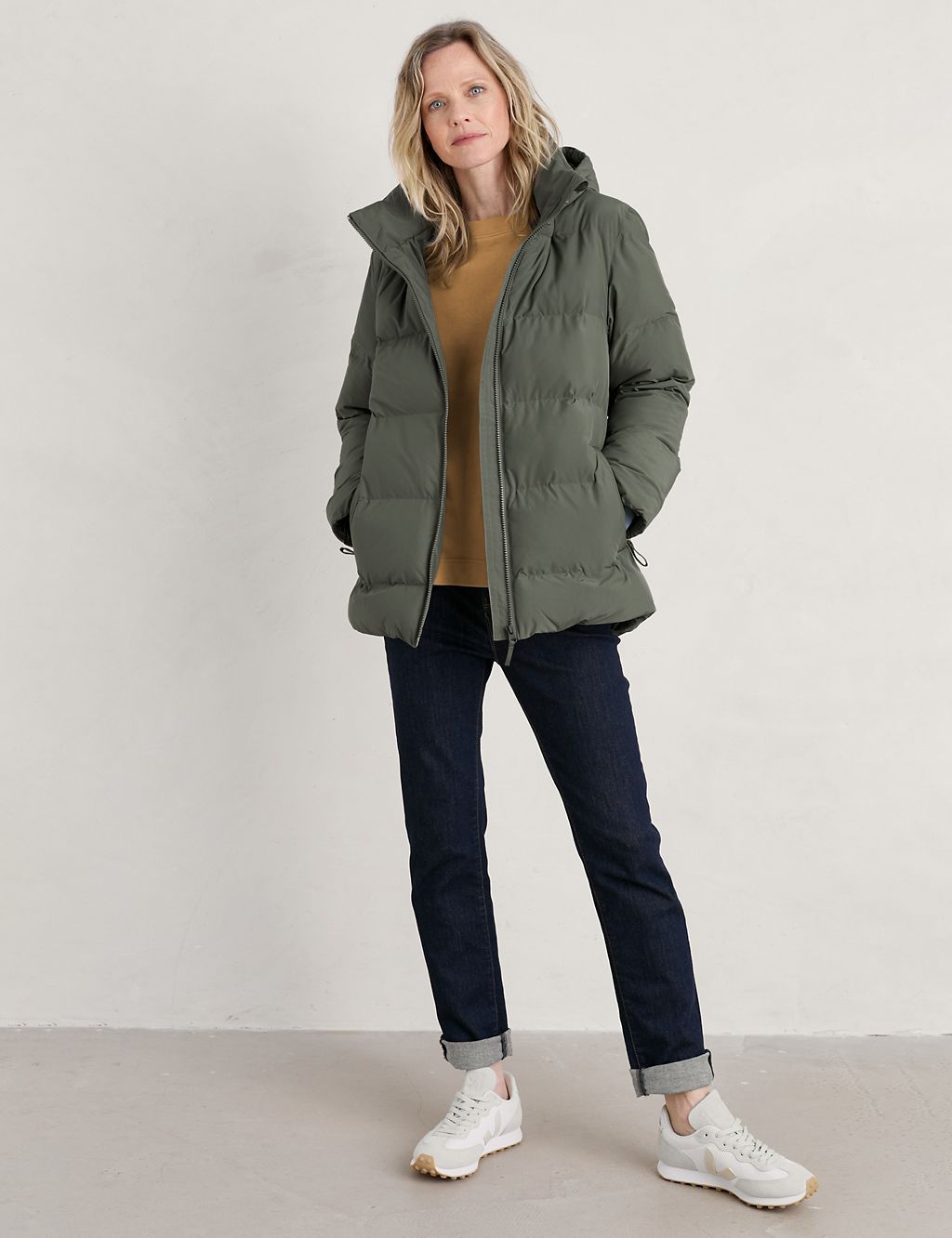 Padded Hooded Puffer Jacket 3 of 4
