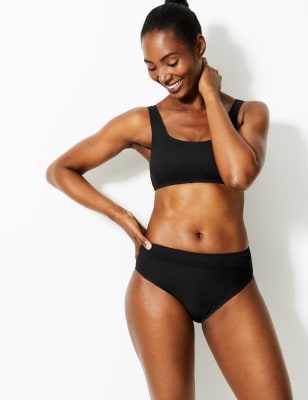 https://asset1.cxnmarksandspencer.com/is/image/mands/Padded-Scoop-Neck-Bikini-Top-4/SD_01_T52_5803B_Y0_X_EC_2?$PDP_IMAGEGRID_1_LG$