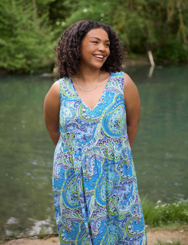 Paisley V-Neck Maxi Waisted Dress | Live Unlimited London | Mu0026S