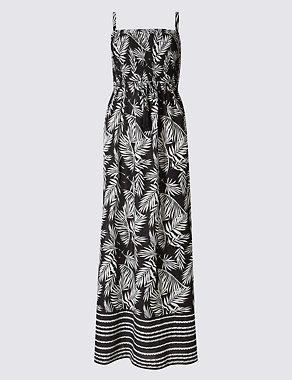 Palm Tree Print Maxi Dress Image 2 of 4