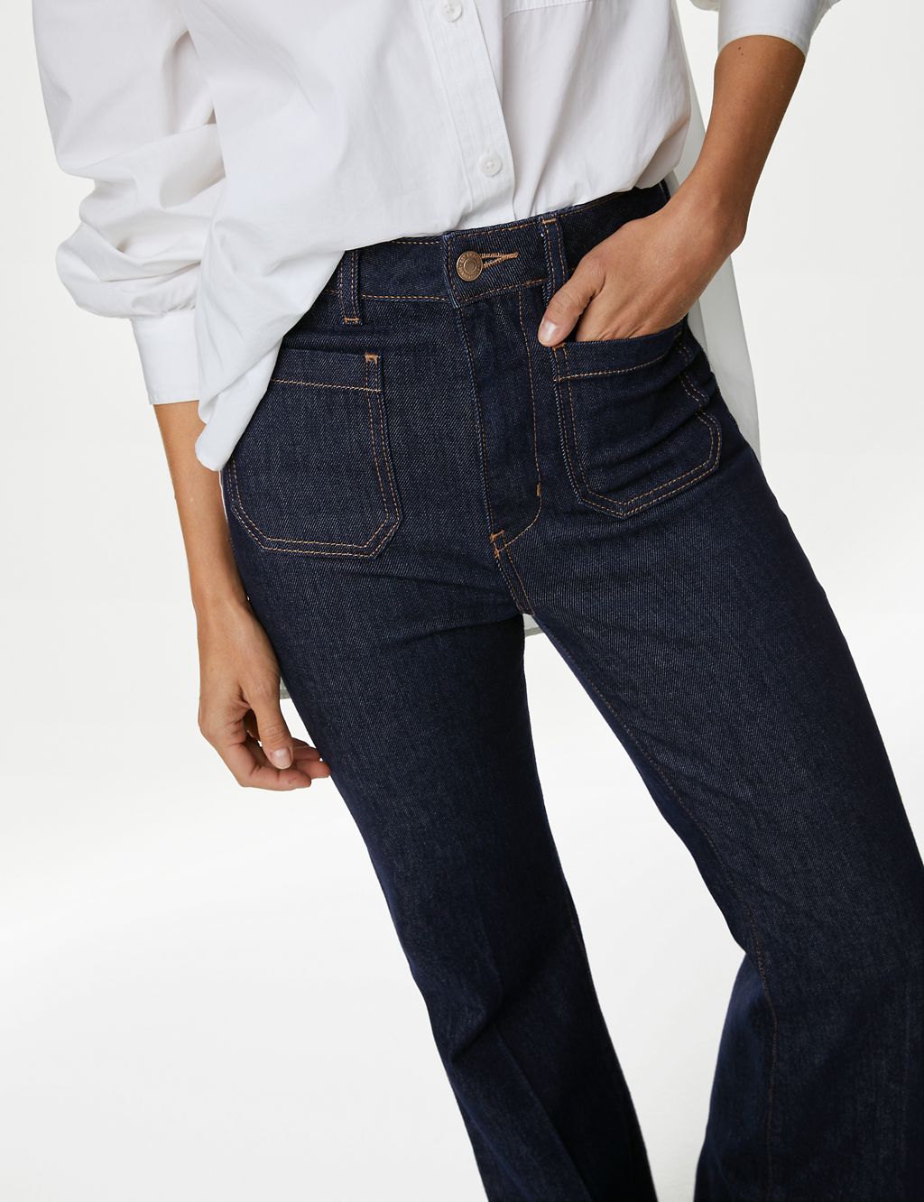 Patch Pocket Flare High Waisted Jeans 3 of 5