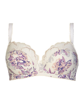 Peony Lace Padded Full Cup Bra B-DD with Cool Comfort™ Technology Image 2 of 4