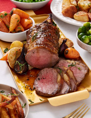 Perfect British Roast Beef (Serves 4) Last collection 19th December M&S