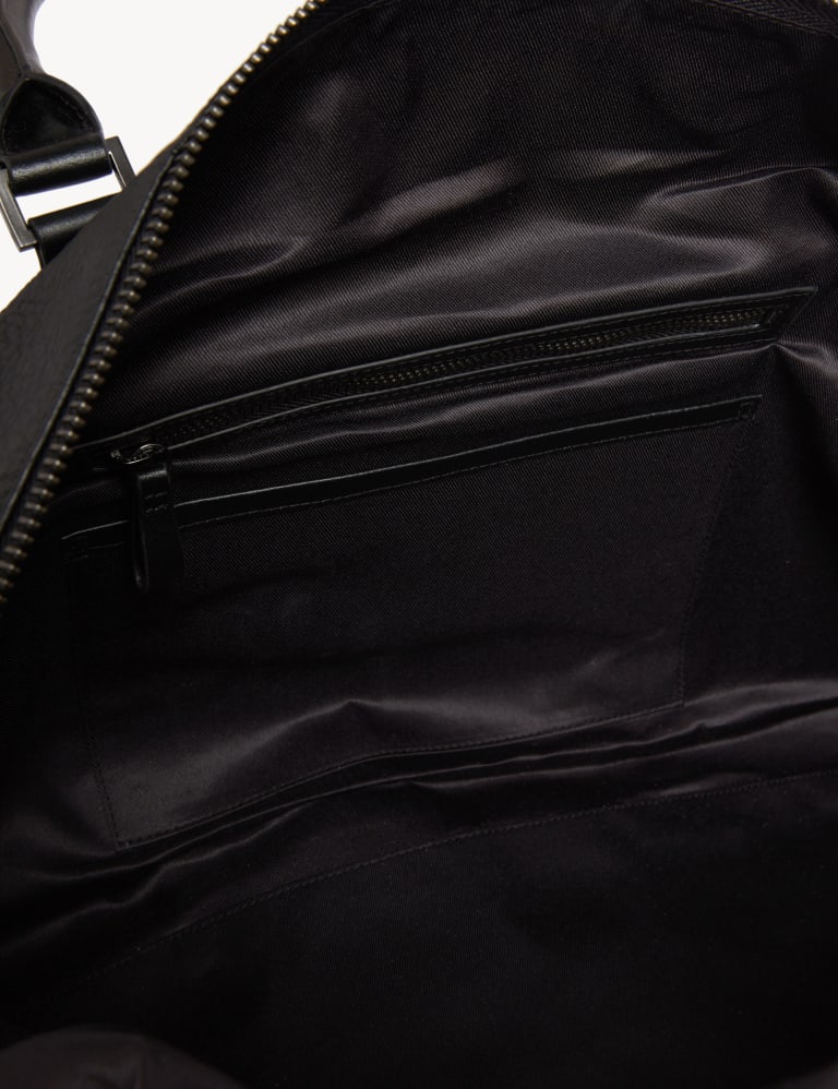 Marks and spencer mens leather holdall discount