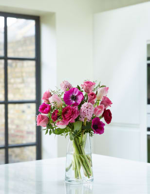 Pink Spring Posy M S