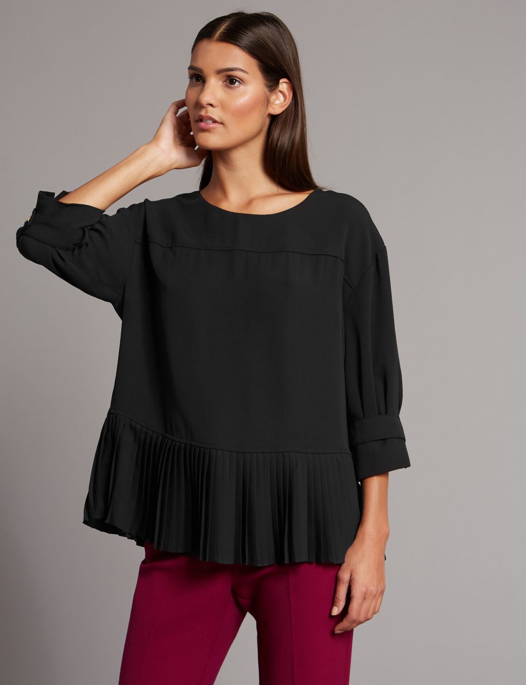 Pleated Round Neck 3/4 Sleeve Blouse 2 of 5