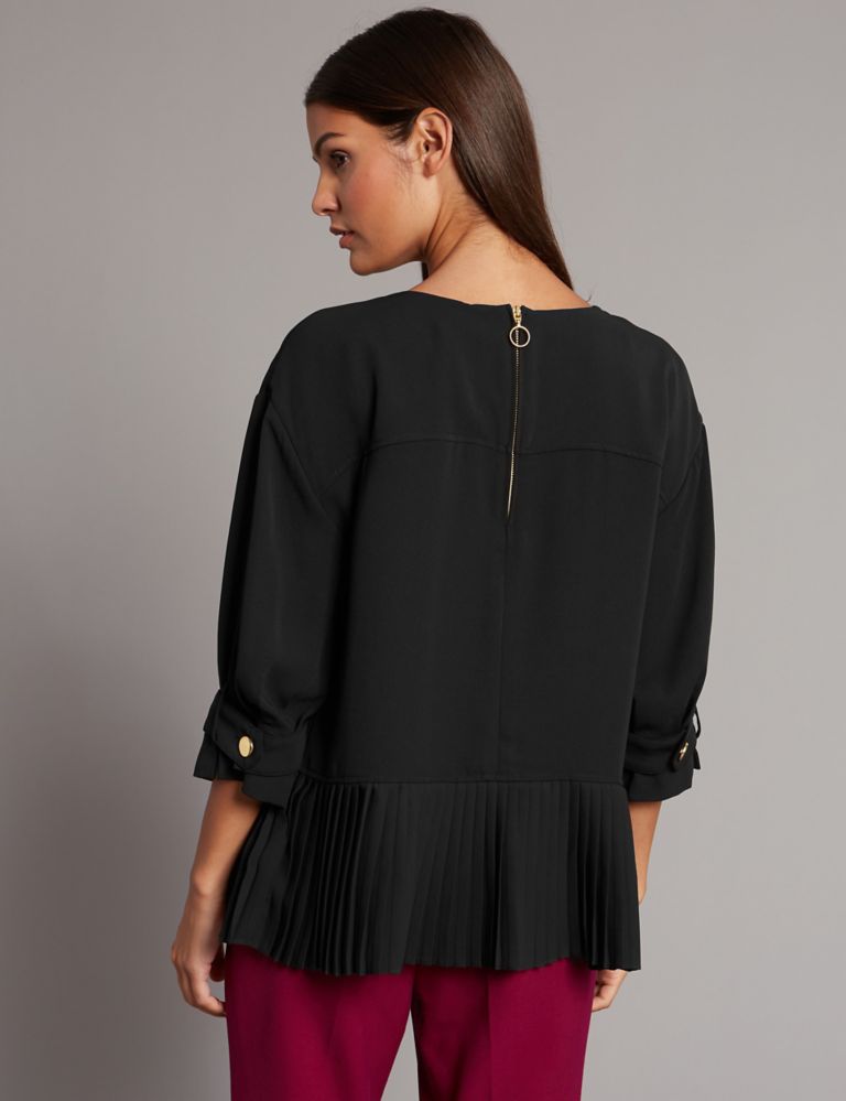 Pleated Round Neck 3/4 Sleeve Blouse 4 of 5