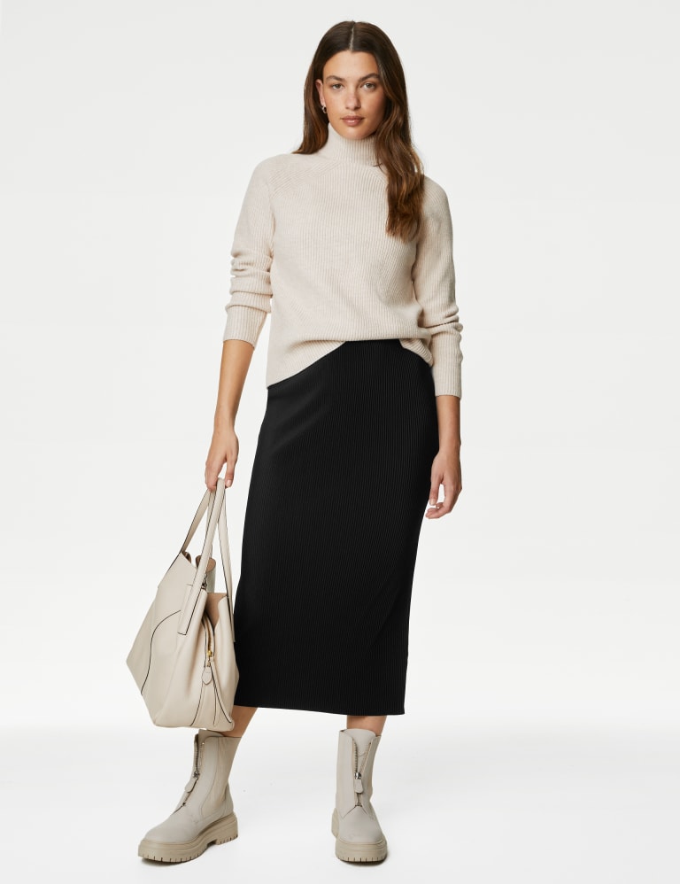 Black maxi skirt m&s best sale