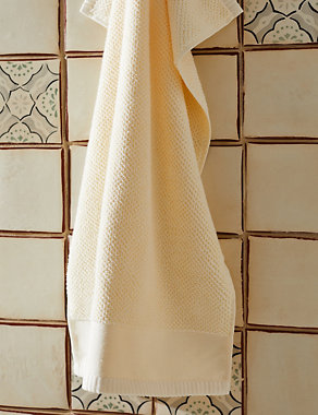 Plush Textured Colour Collection Towel Image 2 of 7