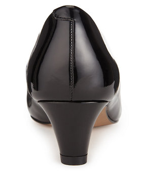 Pointed Toe Bow Court Shoes with Insolia® Image 2 of 4