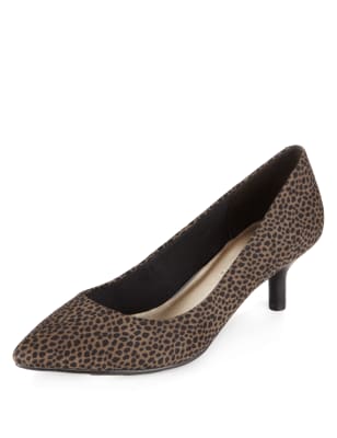 Mid heel hotsell leopard print shoes