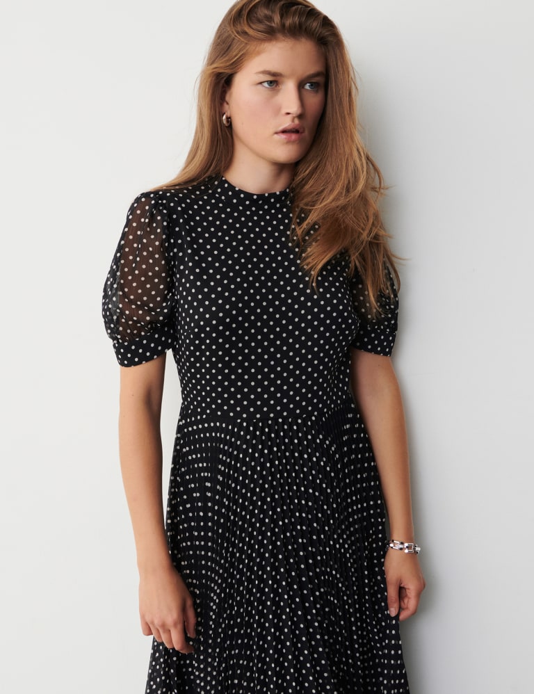 Poka Dot Midi Waisted Dress 4 of 4