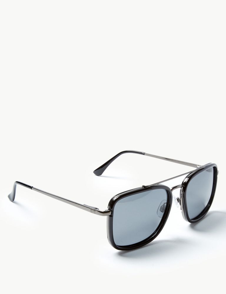 Polarised Aviator Sunglasses 3 of 5