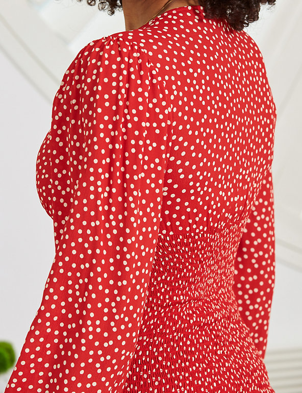 Polka Dot V-Neck Fitted Long Sleeve Top ...