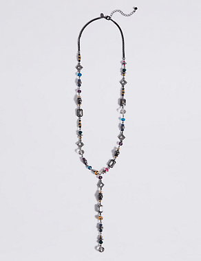 Pretty Beaded Long Necklace Image 2 of 3