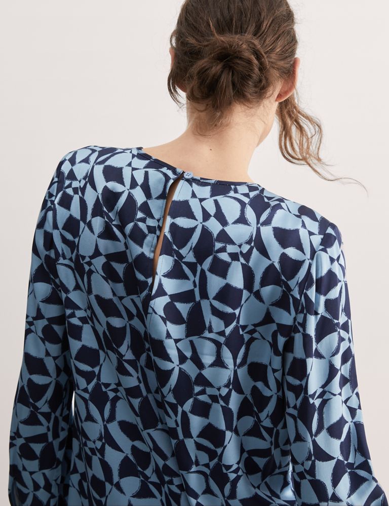 Printed Crew Neck Blouse 4 of 7