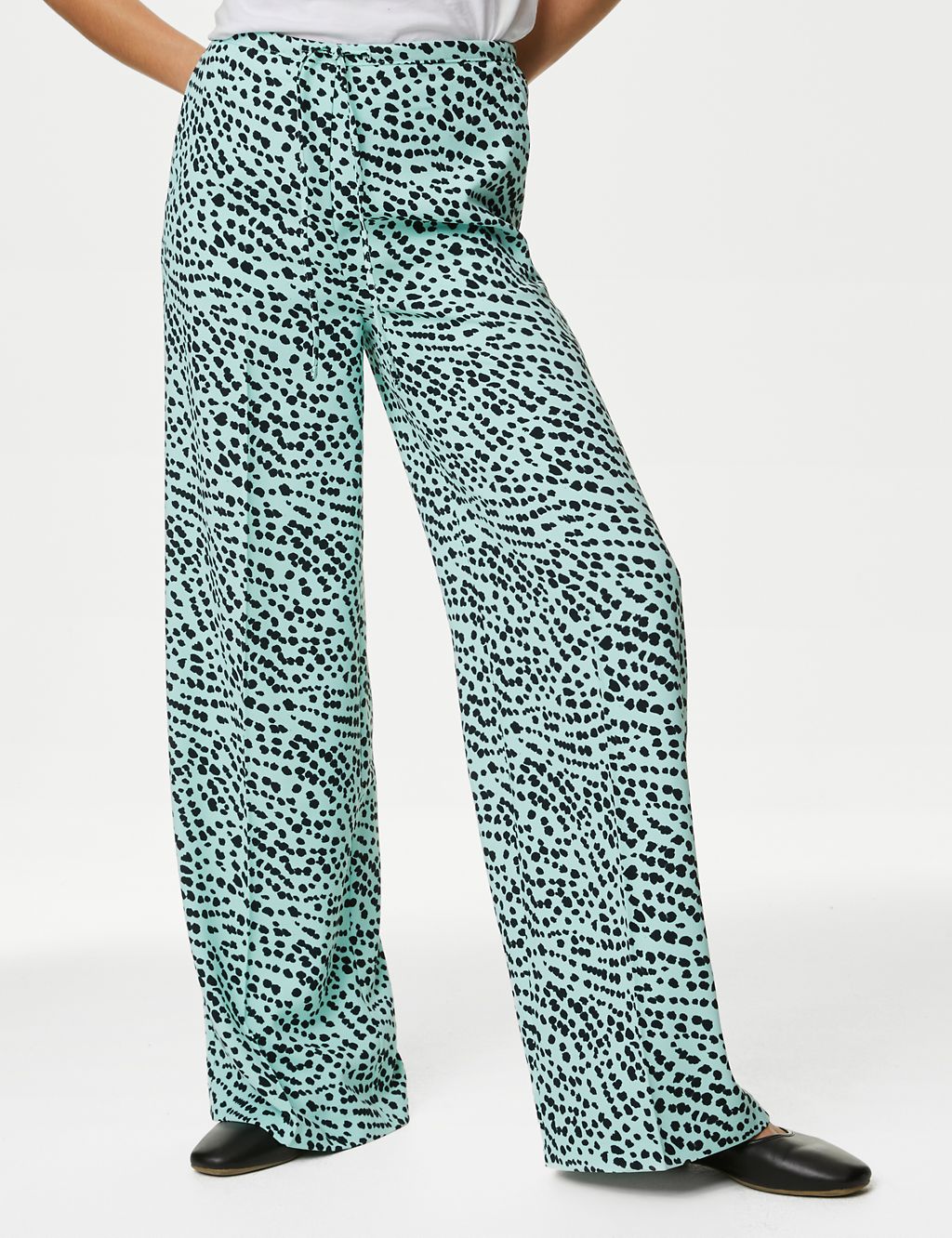 Printed Drawstring Wide Leg Trousers 2 of 5