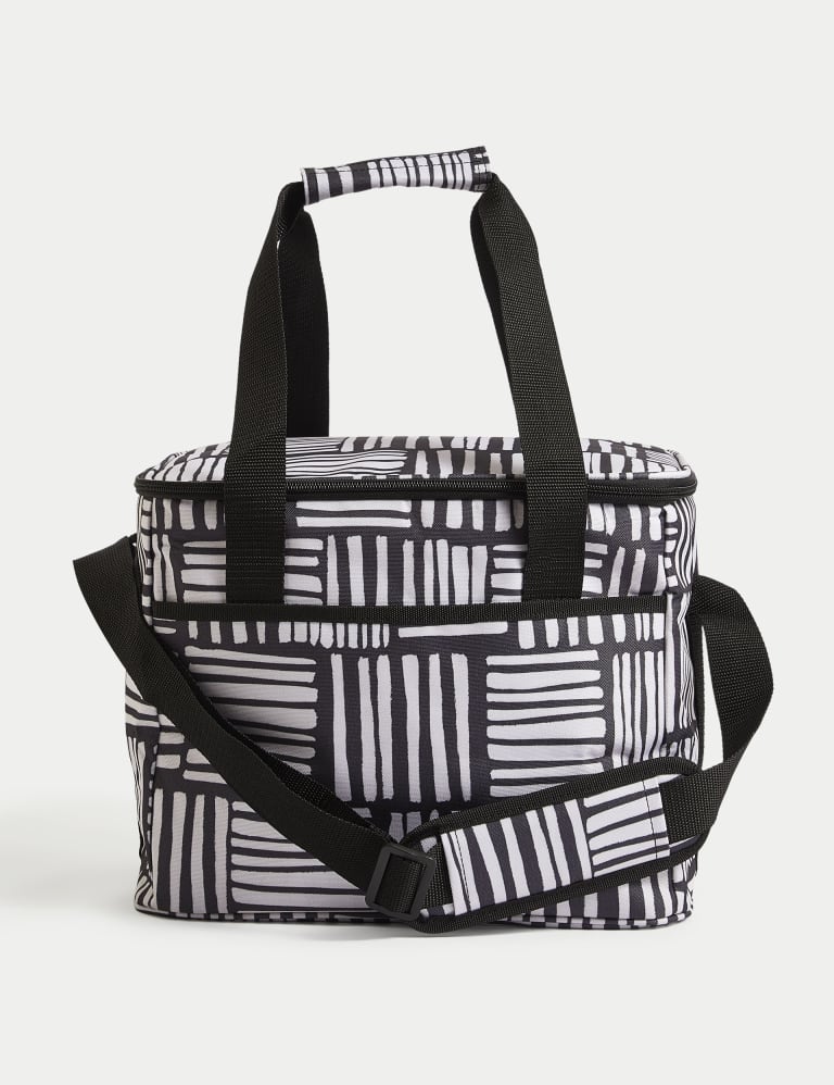 Printed Foldaway Picnic Cool Bag 2 of 5