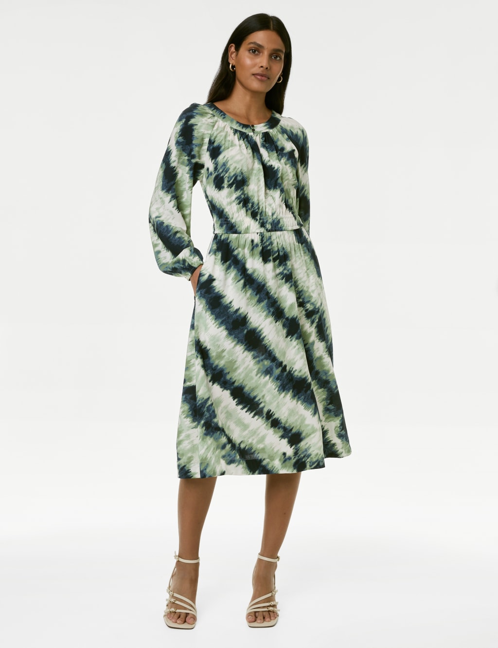 Black keyhole pleated midi dress outlet with pleated skirt