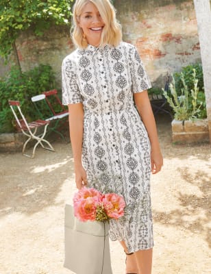 Where To Get Holly Willoughby's M&S Collection Because The