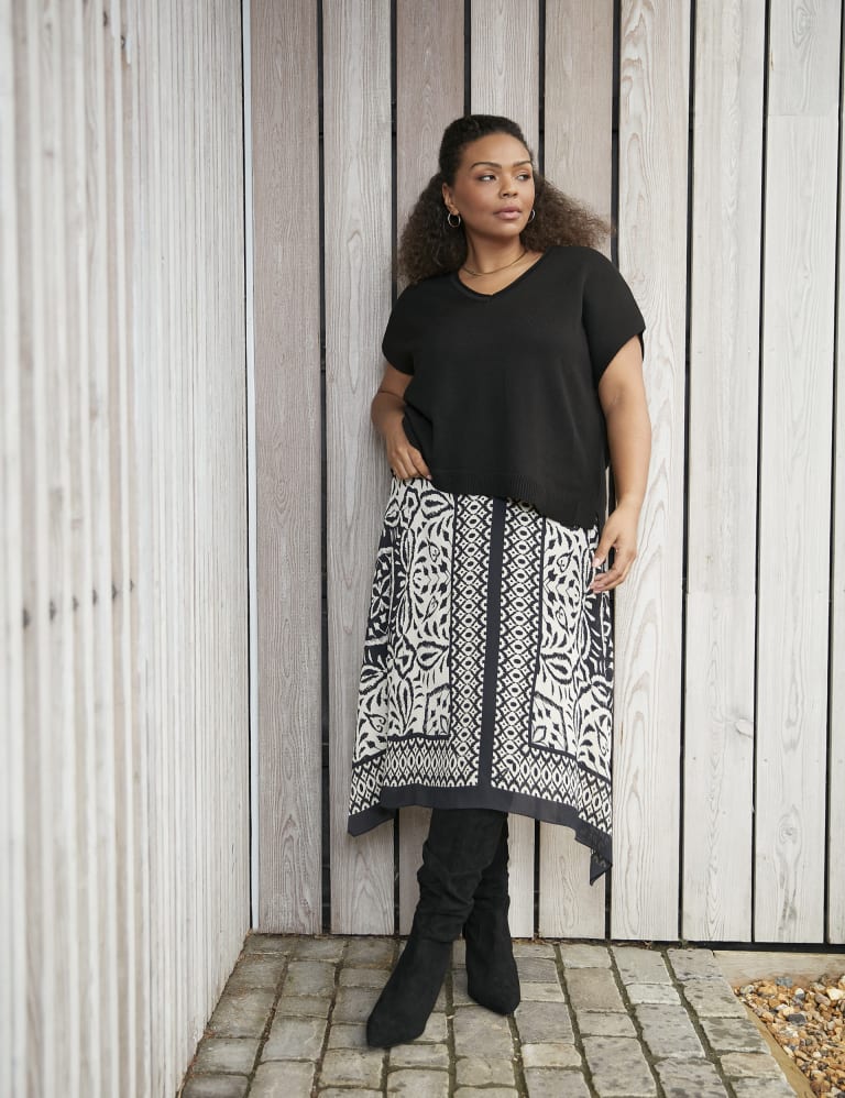 Patterned slip skirt top