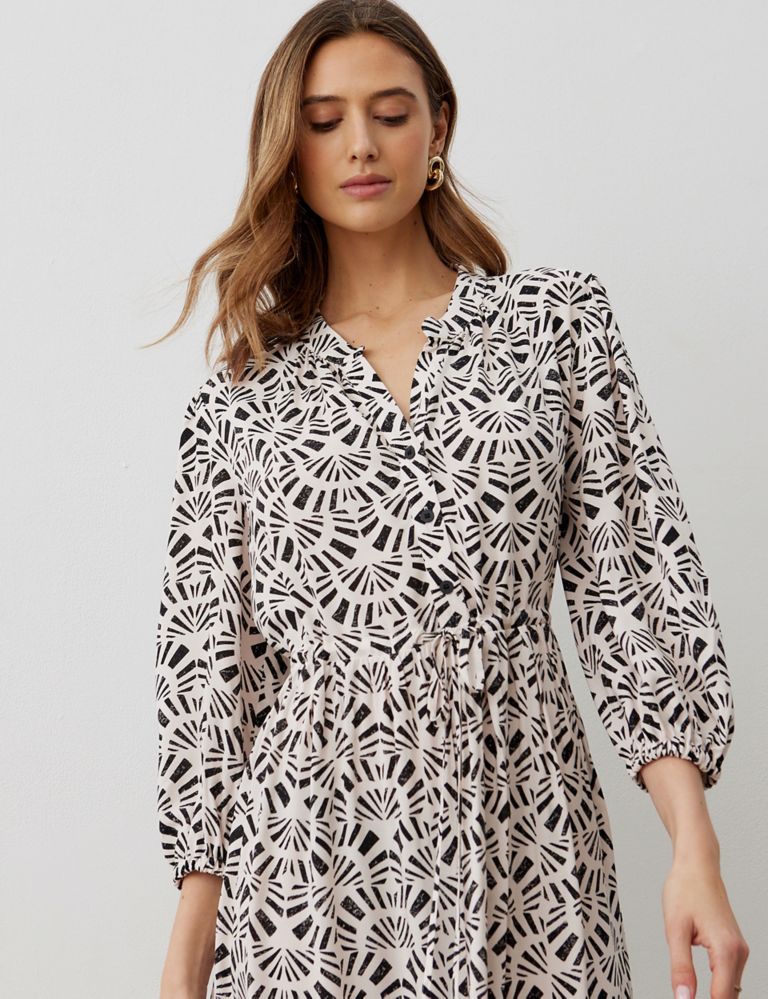 Printed Notch Neck Midaxi Tiered Dress 3 of 5