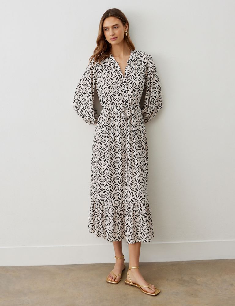 Printed Notch Neck Midaxi Tiered Dress 4 of 5