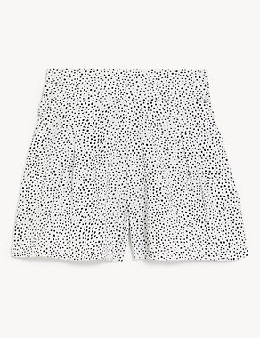 Printed Pleat Front Shorts Image 2 of 4