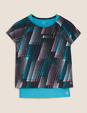 Printed Scoop Neck Double Layer T-Shirt Image 2 of 6