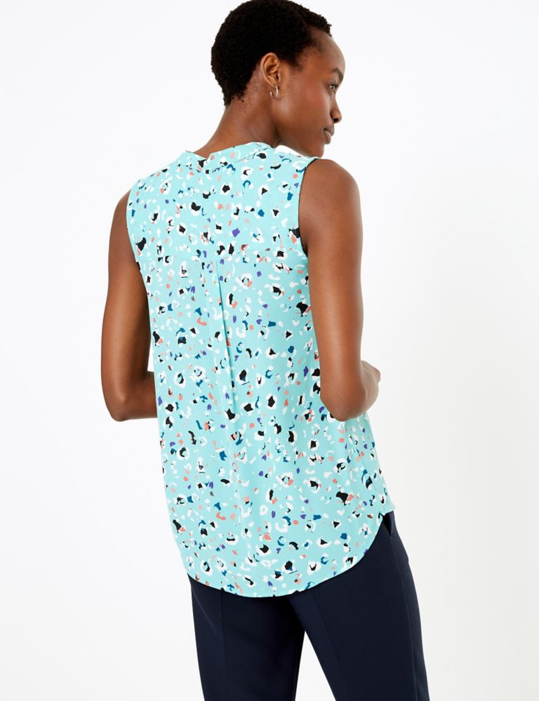 Printed Shell Top 4 of 4