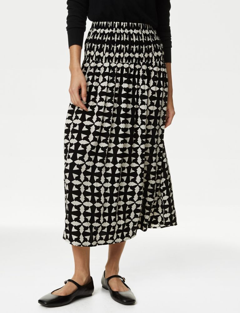 Printed Shirred Midi A-Line Skirt 4 of 5