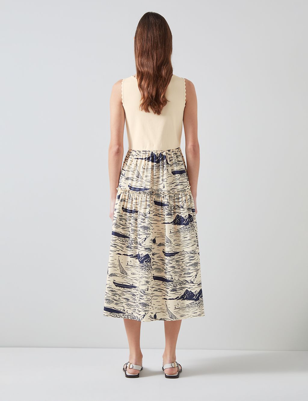 Printed Square Neck Midaxi Waisted Dress 2 of 4