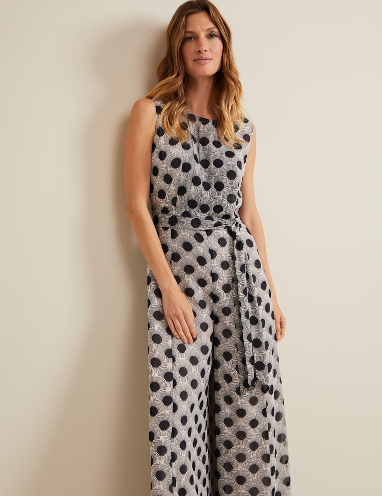 Printed Tie Detail Sleeveless Jumpsuit 4 of 7