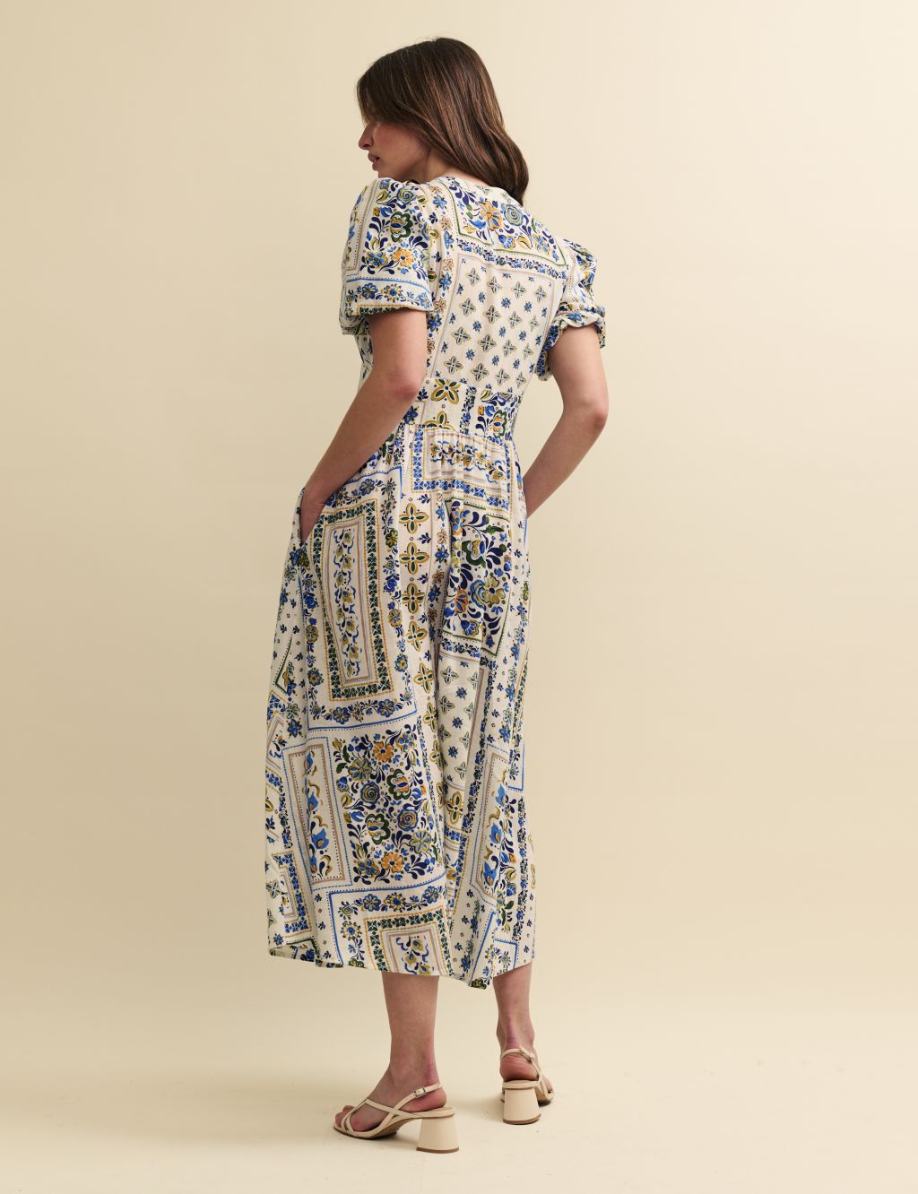 Printed V-Neck Midaxi Dress With Linen 5 of 5