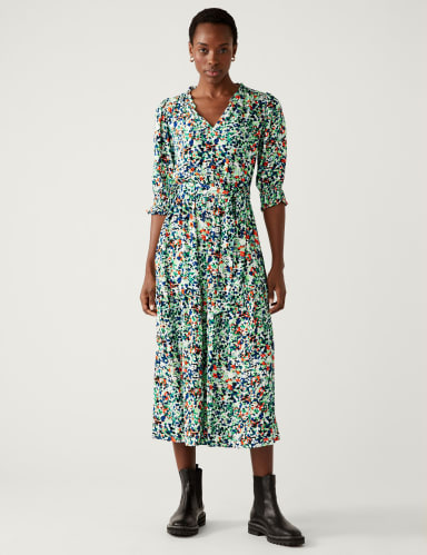Printed V-Neck Midi Waisted Dress 3 of 7