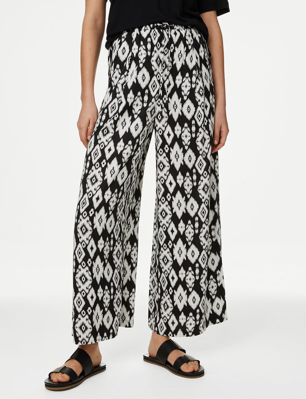 Printed Wide Leg Cropped Trousers 4 of 5