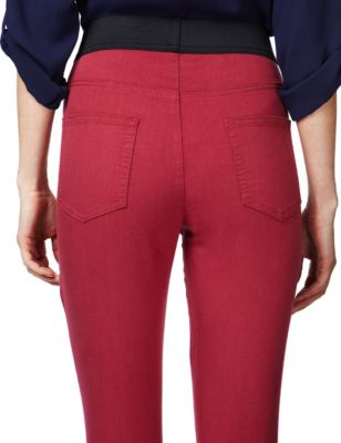 red pull on jeggings